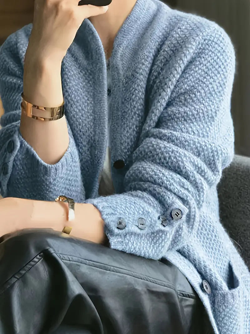 Maya™ | Cardigan elegance and comfort
