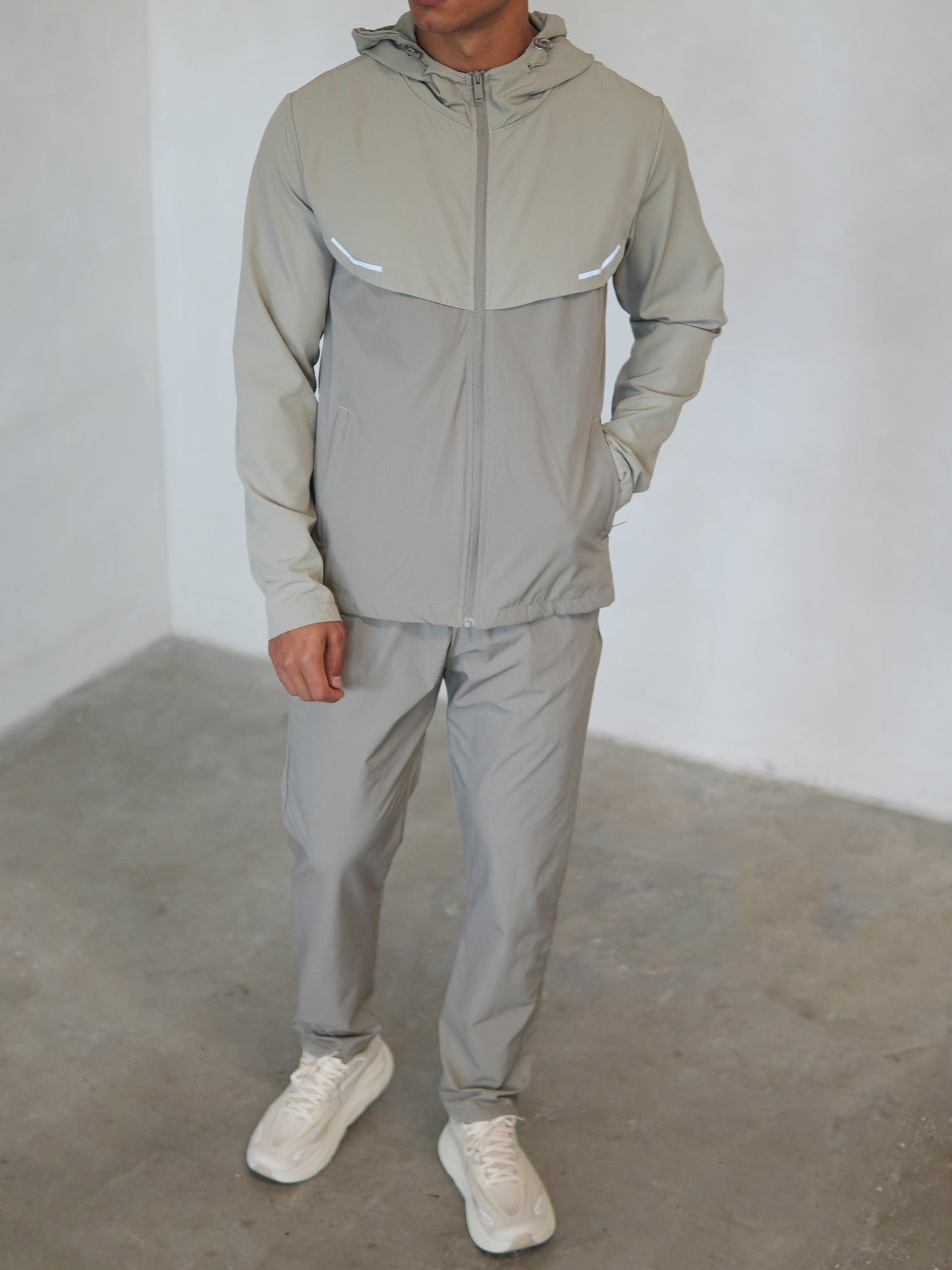 Active Windbreaker Tracksuit